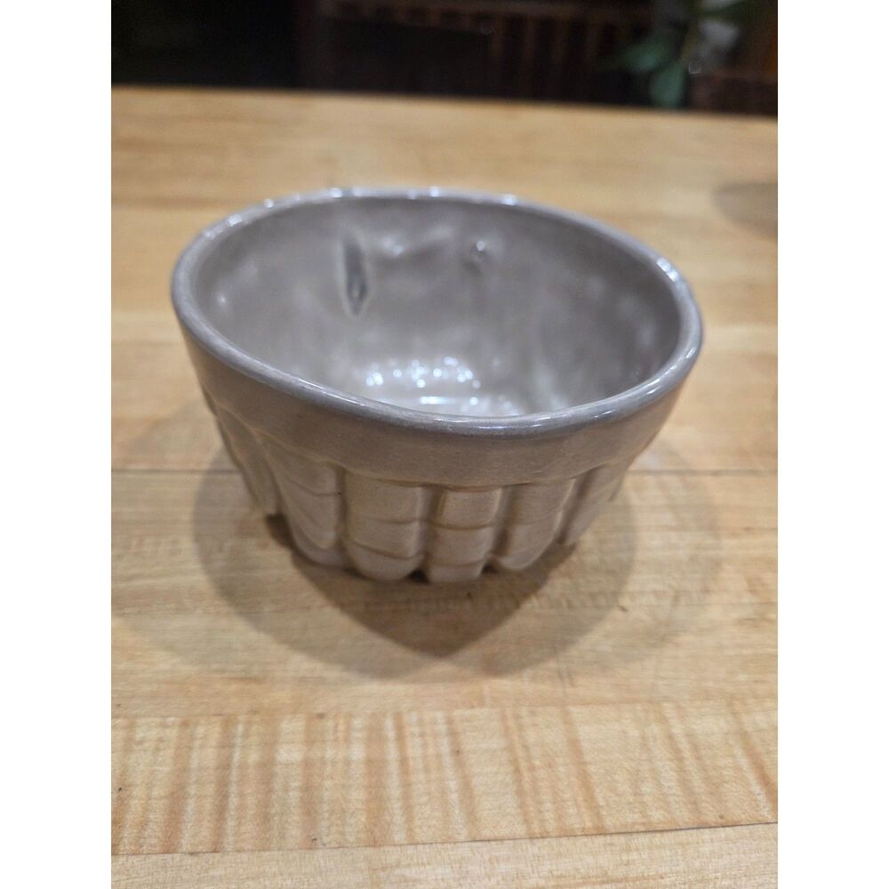 Vintage Haeger Pottery Grey Waffle Basketweave Ceramic Bowl 5.5 Inch Prep Pot